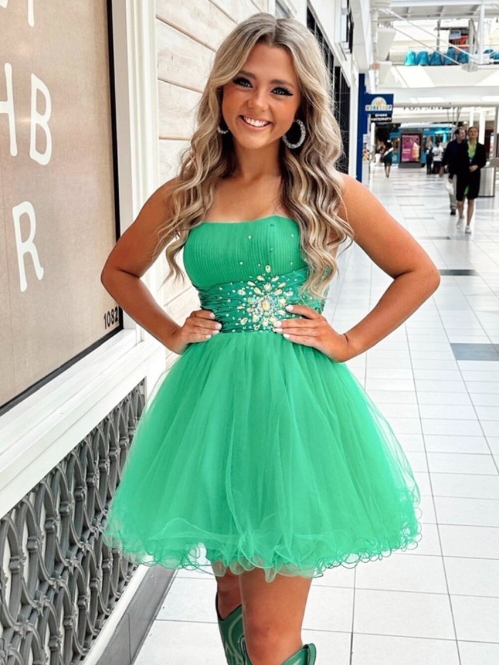 Fabuluxe XS Green Cocktail Dress